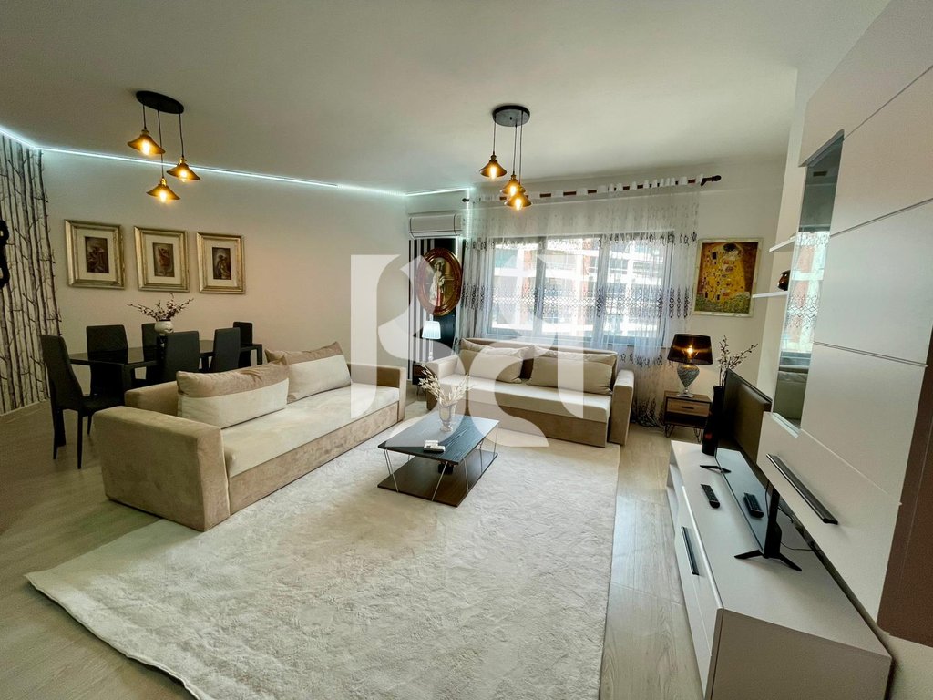 Apartament 2+1+2 me Qira pranë Ish Stacionit të Trenit – Tirana