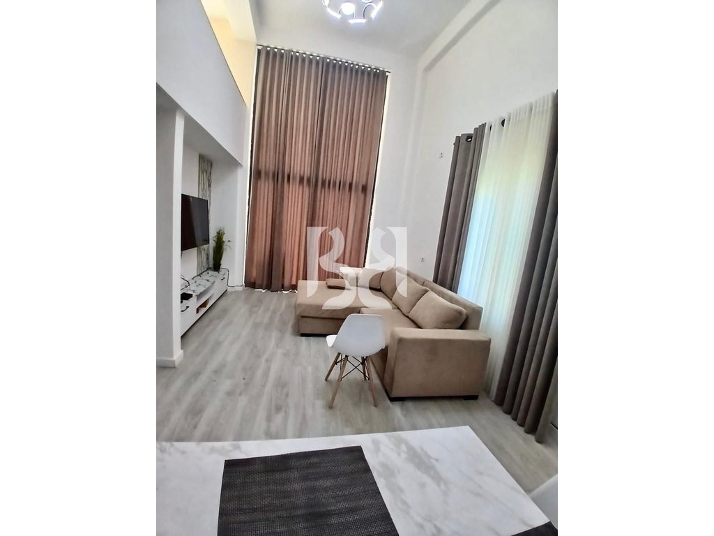 Apartament Duplex 2+1 me Ballkon tak Liqeni i Thatë – Tirana