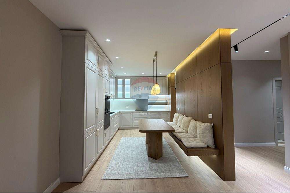 APARTAMENT ME QIRA [3+1+2] – RRUGA E KOSOVARËVE, TIRANË – 3